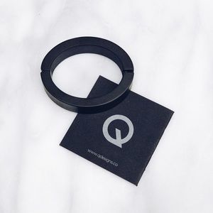 Luxury QBracelet in Black, also charges iPhone